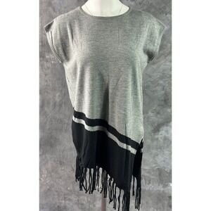 Susan Graver Gray & Black Slvls Fringed Angled Hem Sweater Top sz XXS (15772)